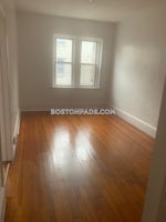 Boston - $2,600 /month