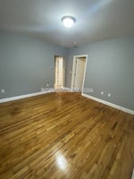 Wakefield - $1,950 /month