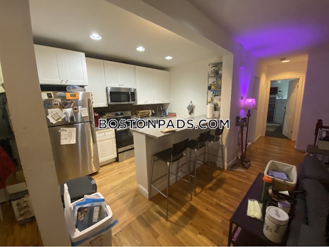 Boston - $7,000 /mo