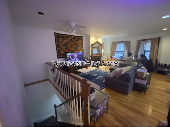 Boston - $7,000 /mo