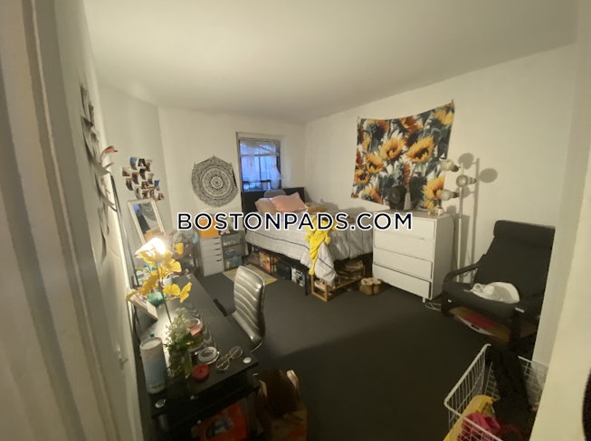 Boston - $7,000 /mo