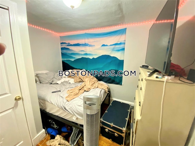 Boston - $5,000 /mo