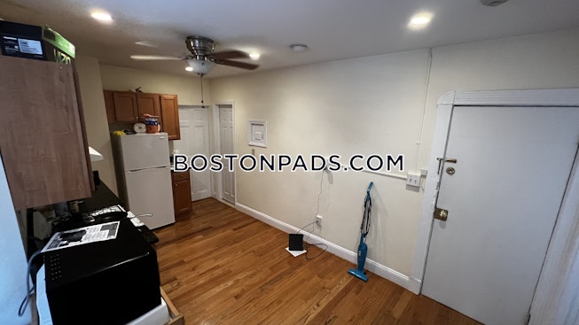 Boston - $3,450 /mo