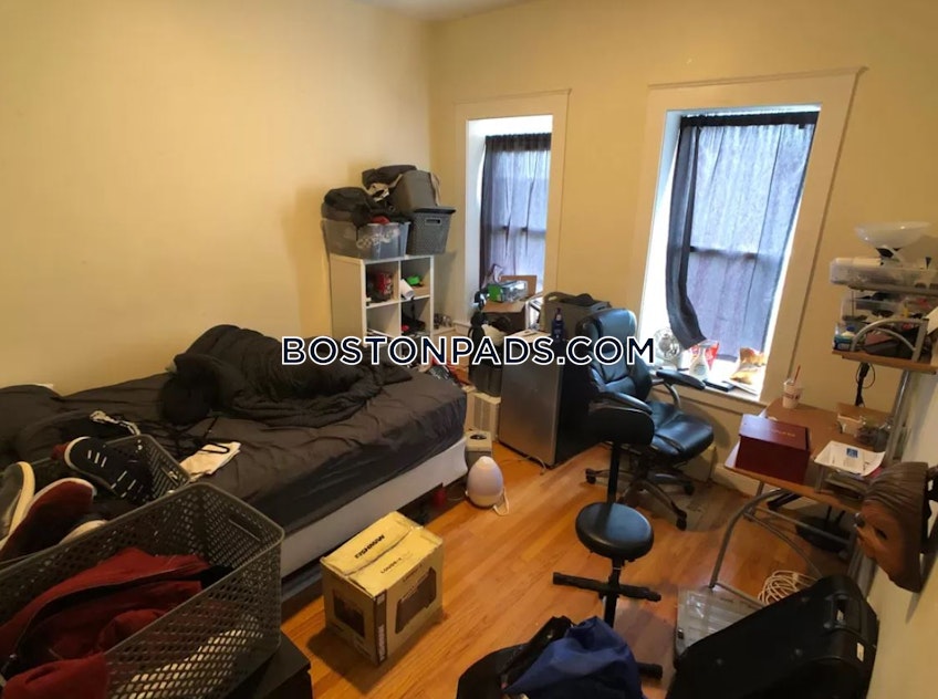 Boston - $6,100 /month