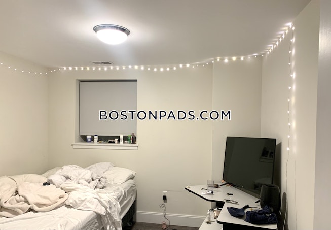 Boston - $7,500 /mo