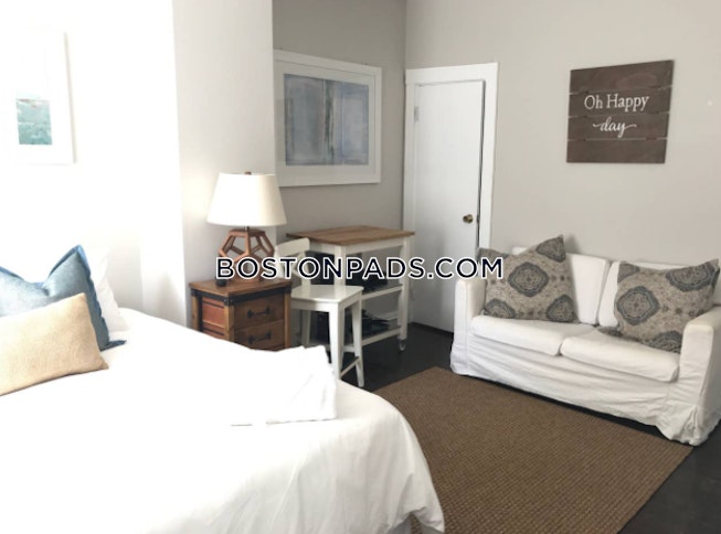 Boston - $2,150 /mo