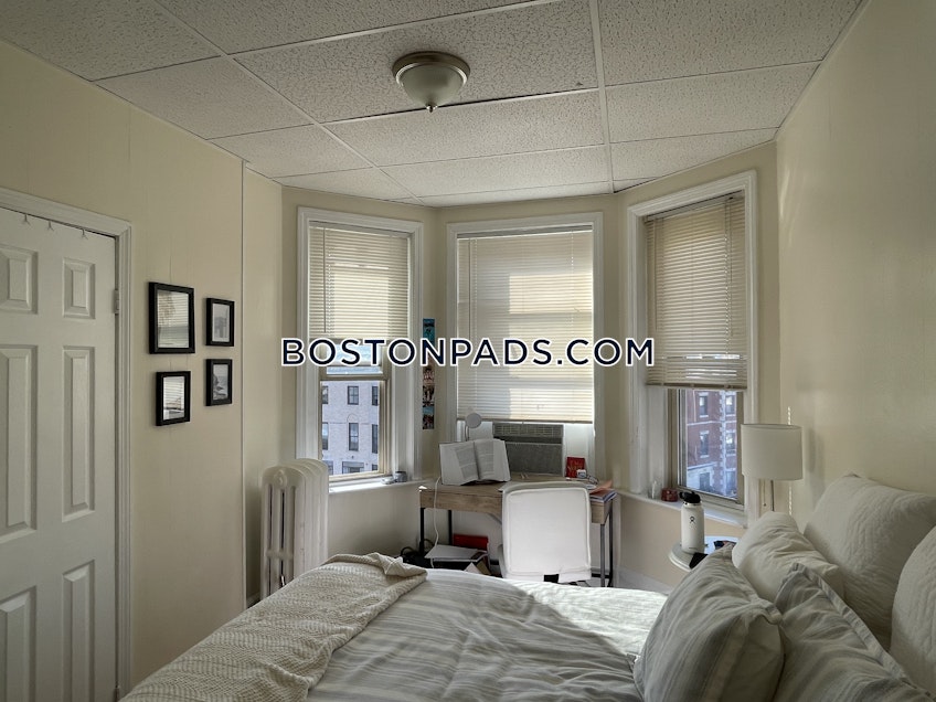 Boston - $4,200 /month