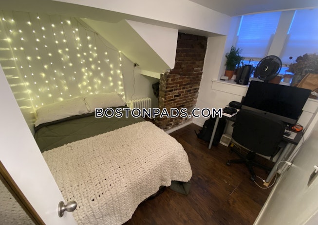 Boston - $2,000 /mo