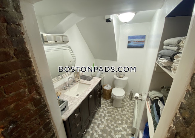 Boston - $2,000 /mo