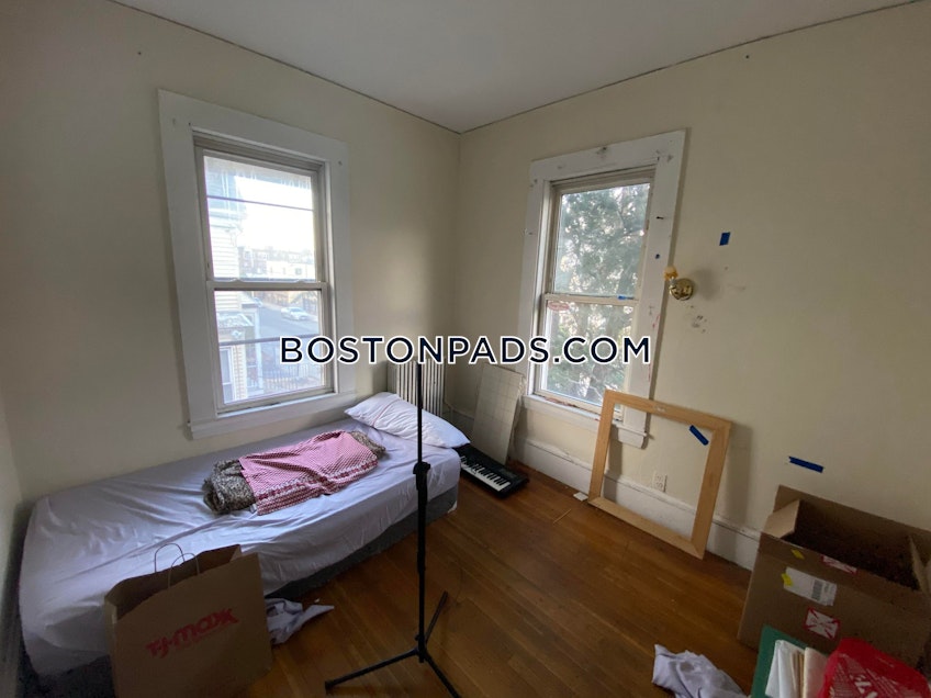 Boston - $7,000 /month