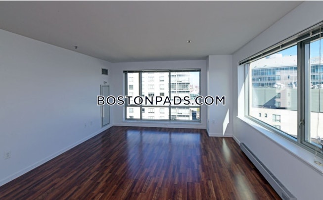 Boston - $3,913 /mo