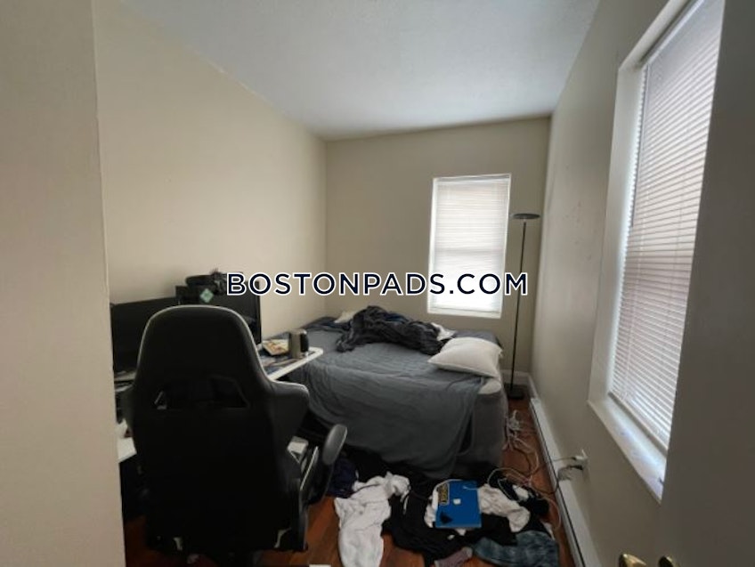 Boston - $2,995 /month