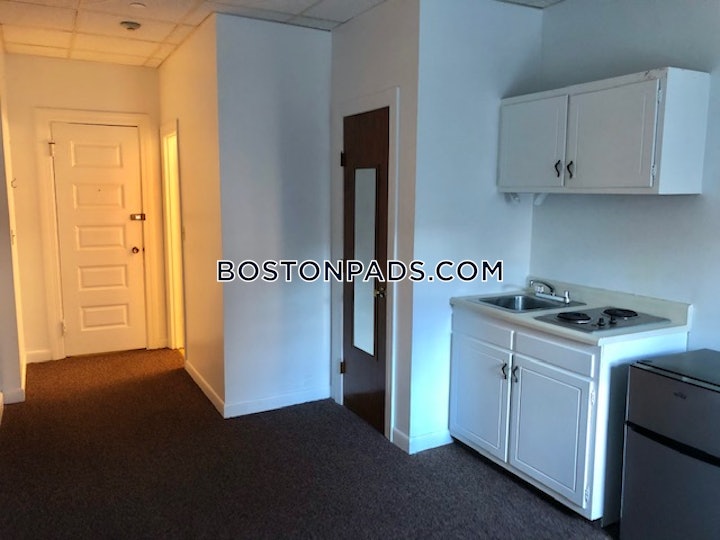 back-bay-apartment-for-rent-studio-1-bath-boston-2045-4617969 