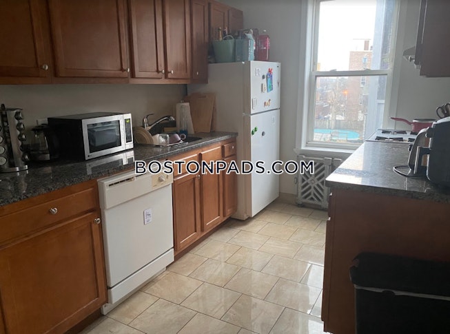 Boston - $3,990 /mo