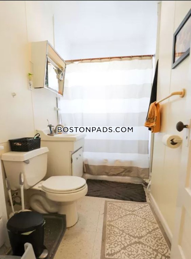 Boston - $3,800 /mo