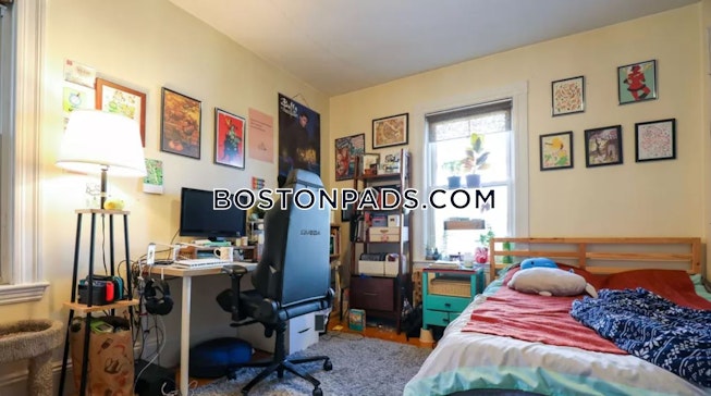 Boston - $3,800 /mo