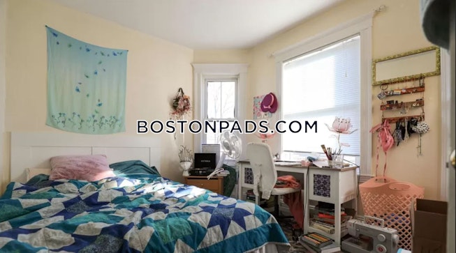 Boston - $3,800 /mo