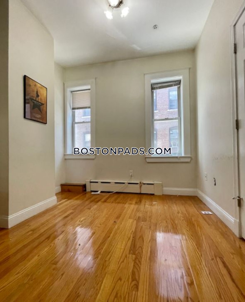 Boston - $6,100 /month