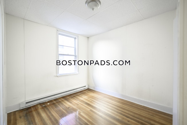 Boston - $3,000 /mo