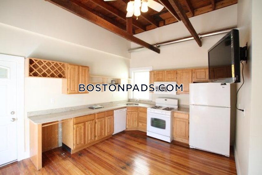 Boston - $3,750 /month