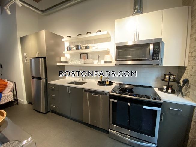 Boston - $2,525 /mo