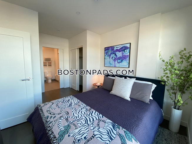 Boston - $5,620 /mo