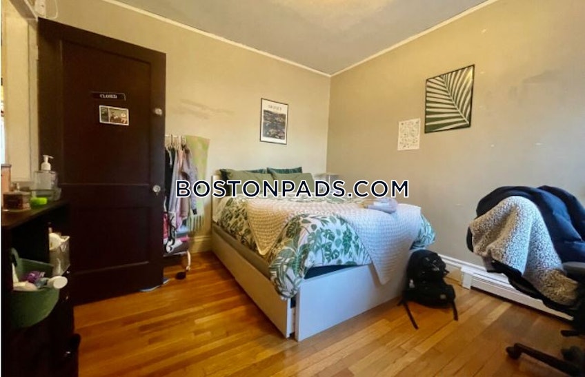 Brookline - $6,100 /month