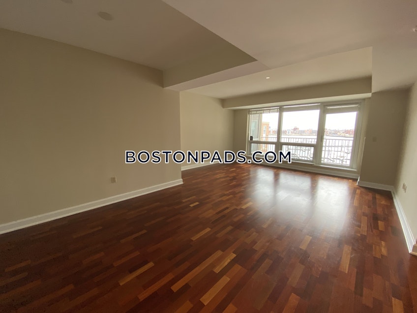 Boston - $5,232 /month