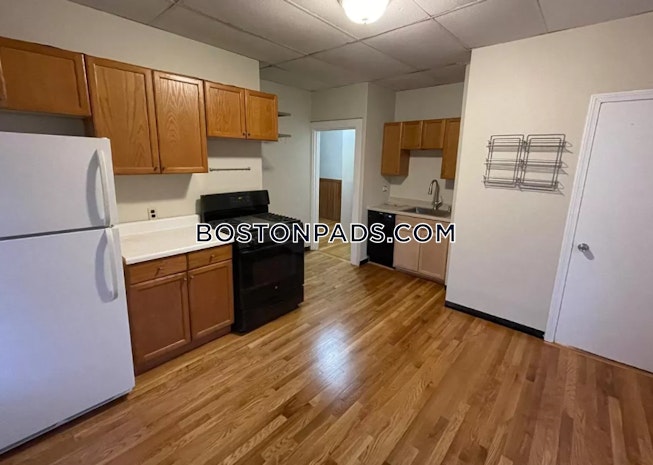 Cambridge - $2,850 /mo