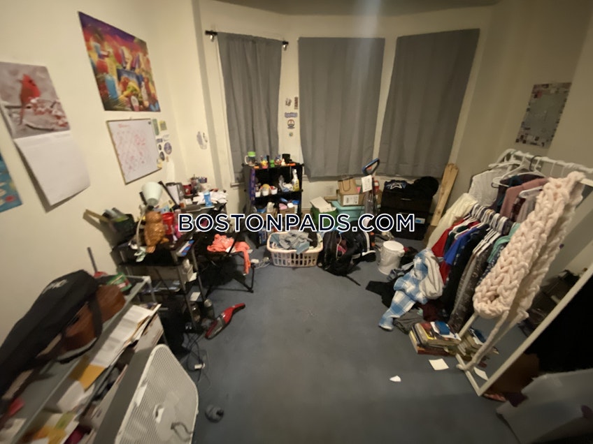 Boston - $2,600 /month