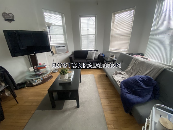 mission-hill-apartment-for-rent-5-bedrooms-2-baths-boston-6250-4544269 