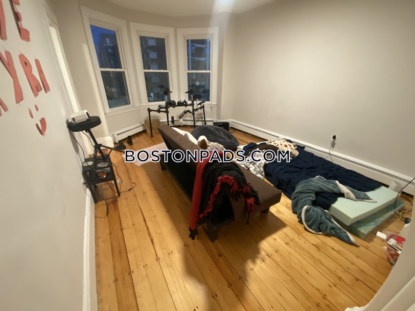 Roxbury Crossing - $4,950 /month