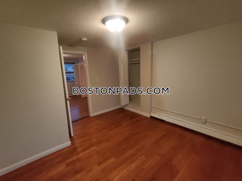 Boston - $2,400 /month