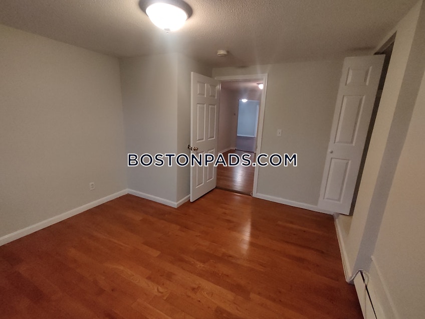 Boston - $2,400 /month