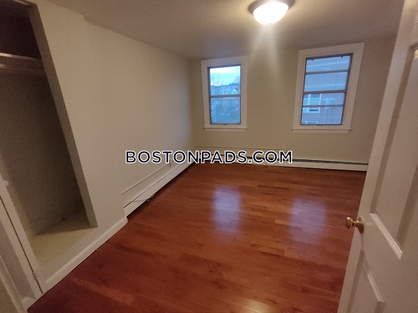 Boston - $2,400 /month