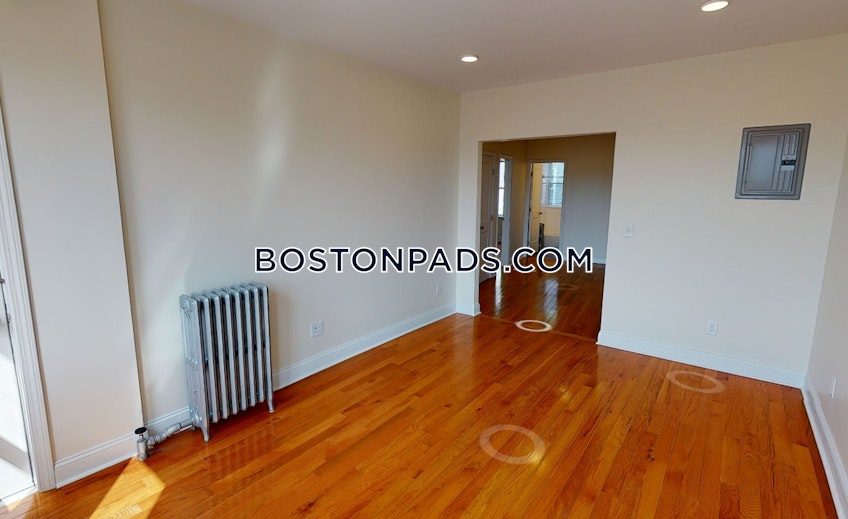 Boston - $3,395 /month