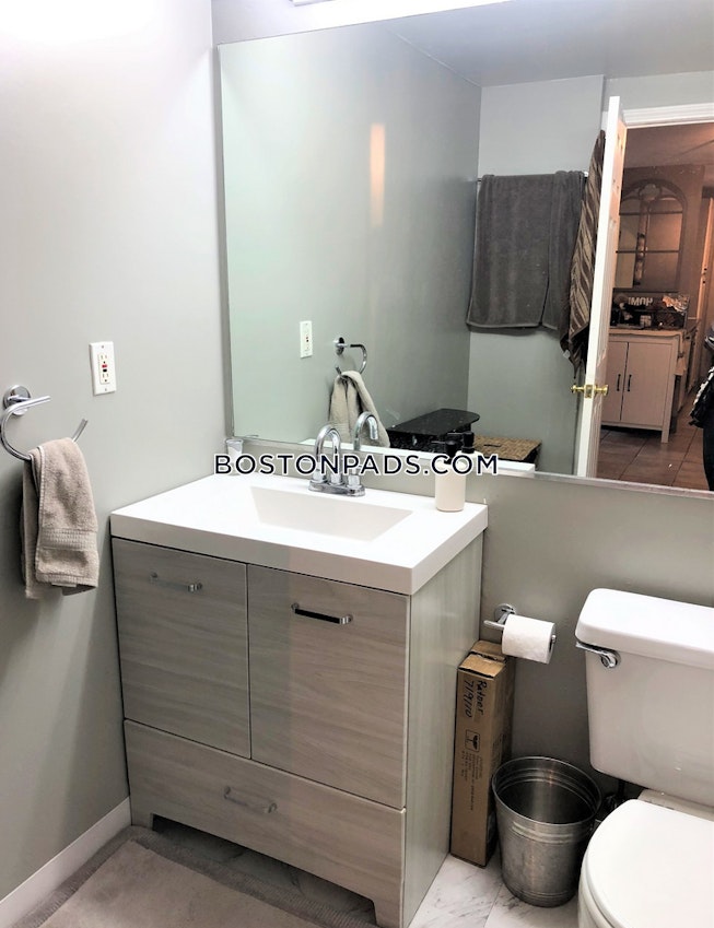 Boston - $2,625 /mo