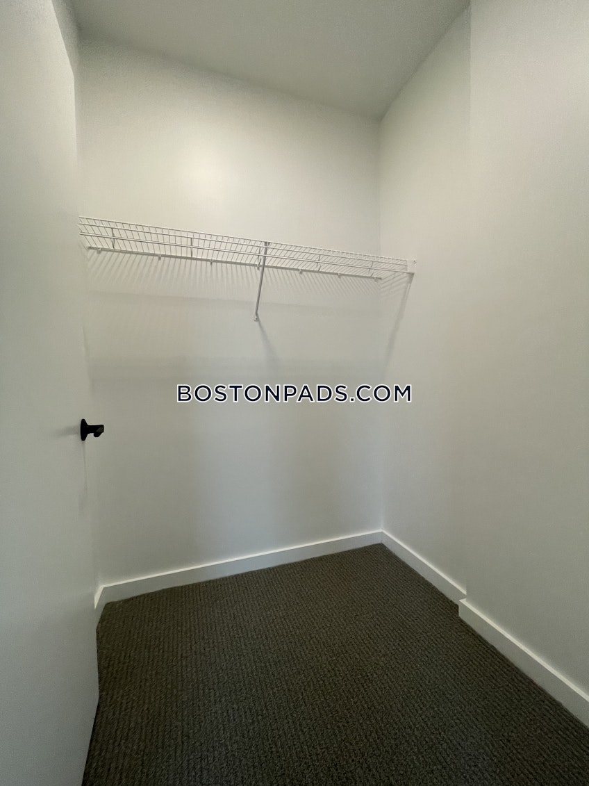 Boston - $2,623 /month
