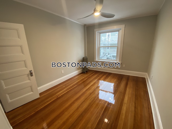 Boston - $4,500 /mo