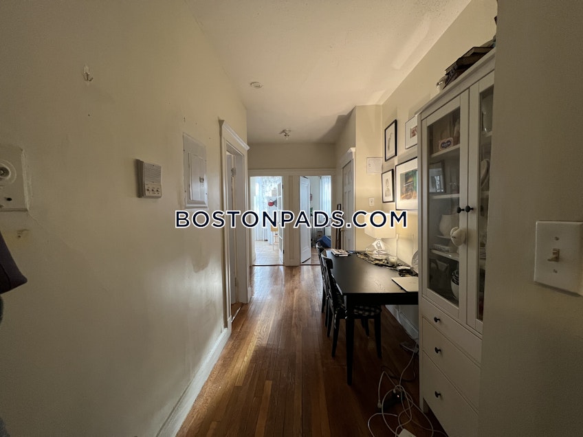 Brookline - $2,400 /month