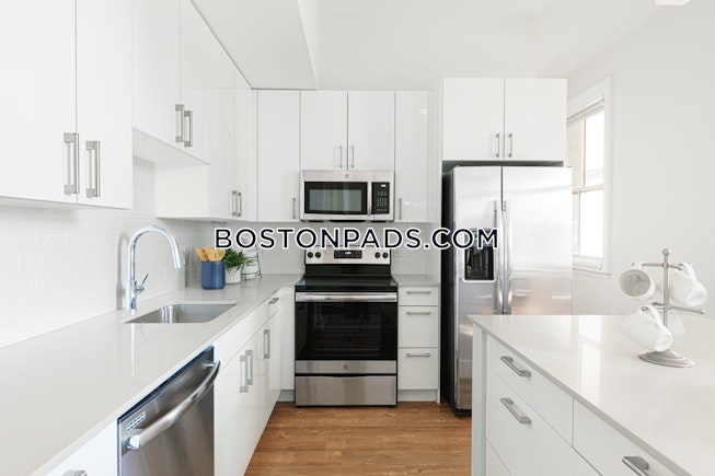 Boston - $7,836 /mo
