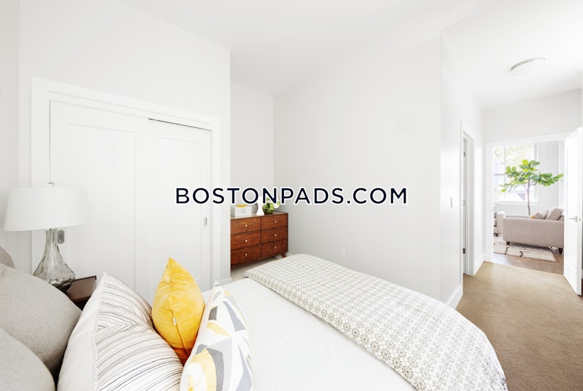 Boston - $4,669 /month