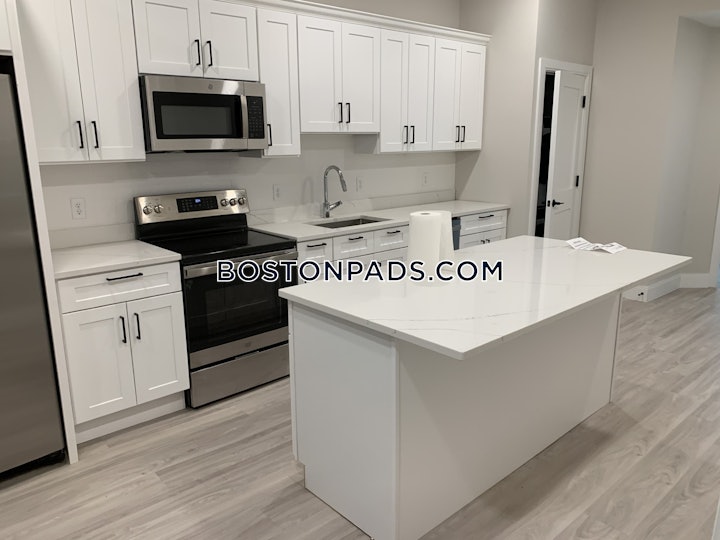downtown-apartment-for-rent-4-bedrooms-2-baths-boston-7200-4520687 