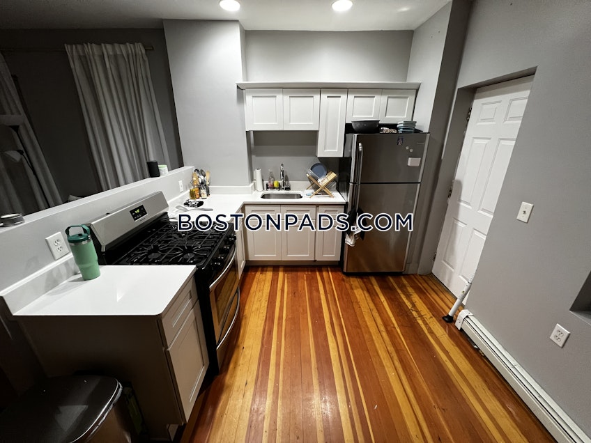 Boston - $3,400 /month