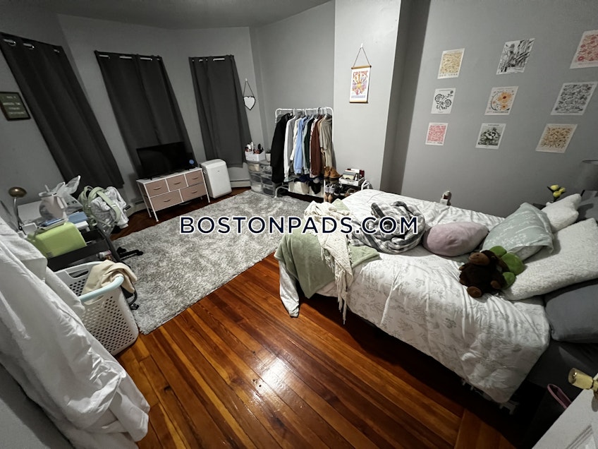 Boston - $3,400 /month