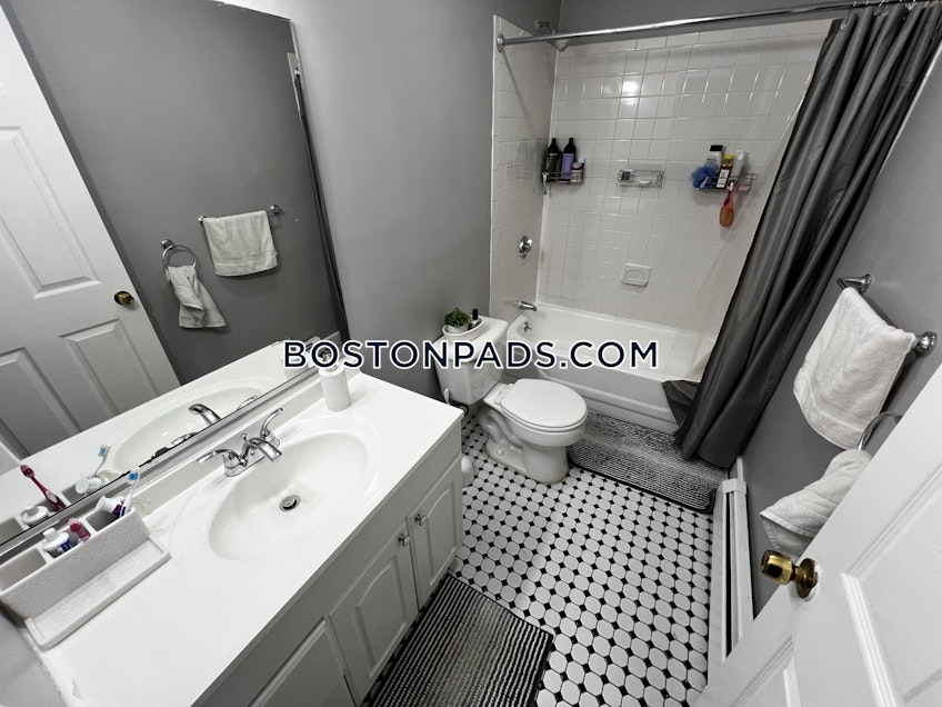 Boston - $3,400 /month