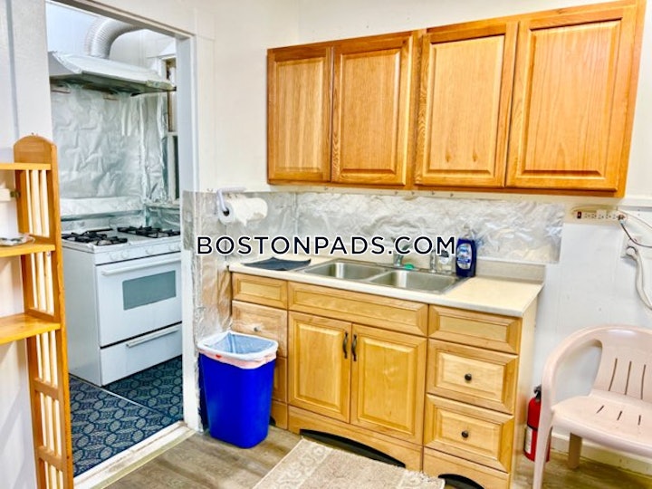 mission-hill-apartment-for-rent-3-bedrooms-1-bath-boston-3900-4632891 