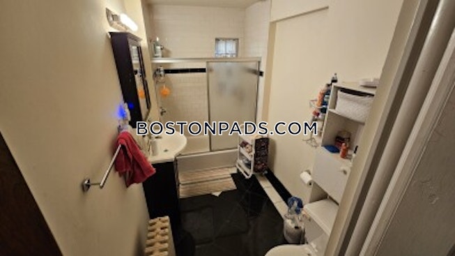 Boston - $8,700 /mo