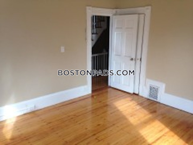 Boston - $6,050 /mo