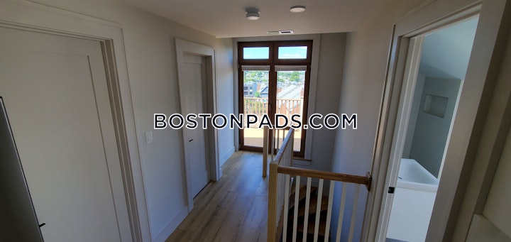 Grampian Way. Boston picture 9